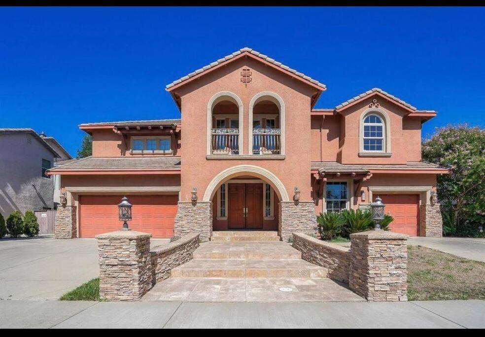Willa Luxury Mansion House Elk Grove Zewnętrze zdjęcie